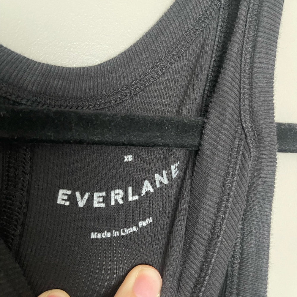 Everlane Basic Black Tank Top - image 4